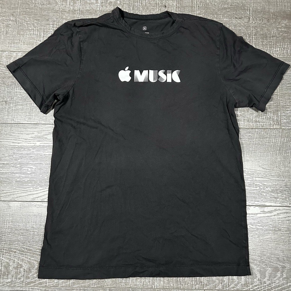 Apple Music T Shirt Adult Medium Crew Neck Black Short Sleeve‎